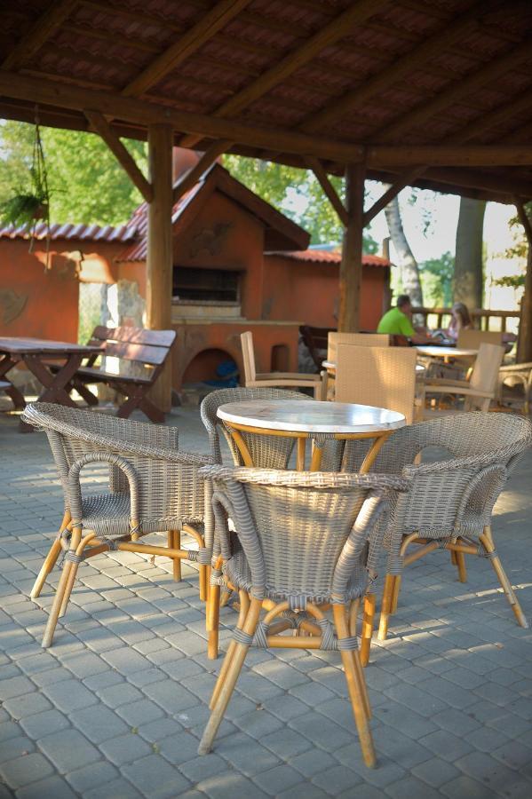 Kasztelan Otel Krosno Dış mekan fotoğraf